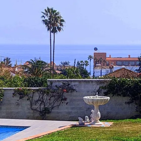 De Suenos 25 * Estepona